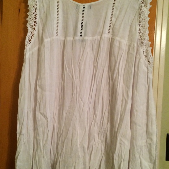 LANE BRYANT TANK TOP LACY PLUS SIZE 28 NWT - Picture 5 of 5